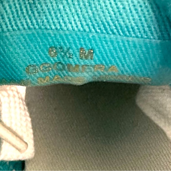 GBG Los Angeles Omera Woman’s Black Faux Leather Sneaker 6 1/2 M New in box ! - Picture 7 of 10